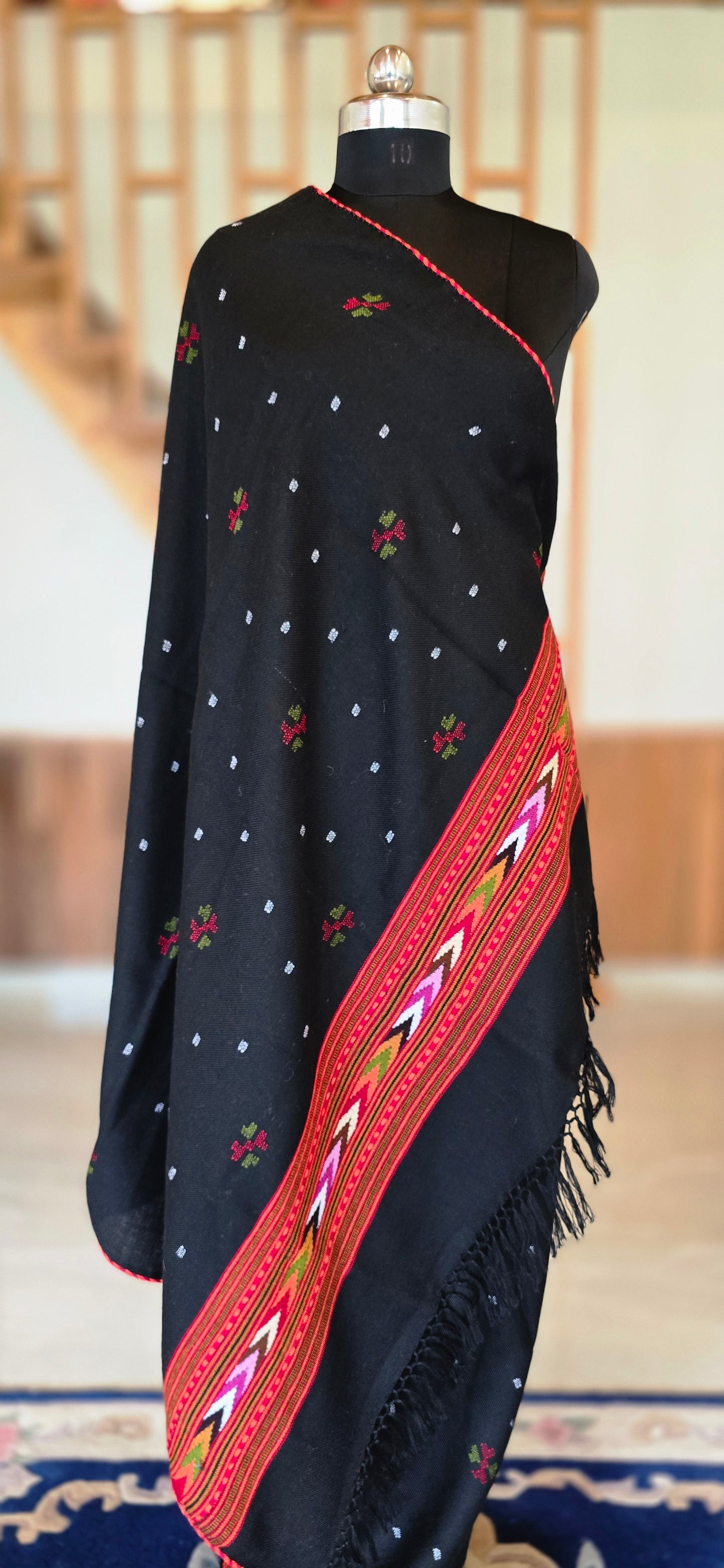 Shawl – Kullu Single Patti Floral – Black – Wool