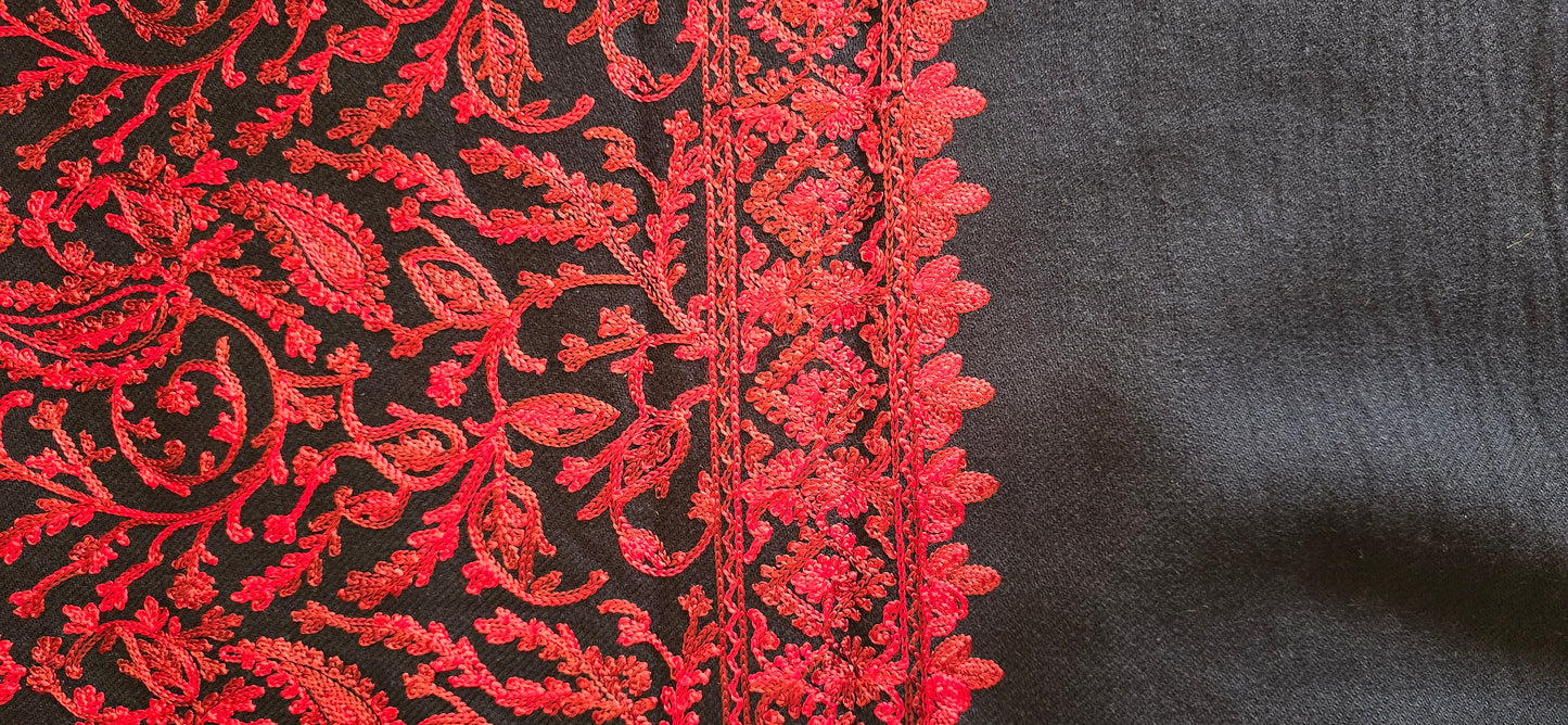 Unstitched - Woollen Suit with Stole