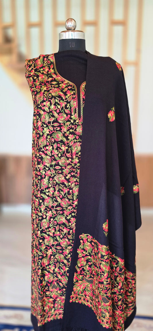 Unstitched - Woollen Suit with Stole