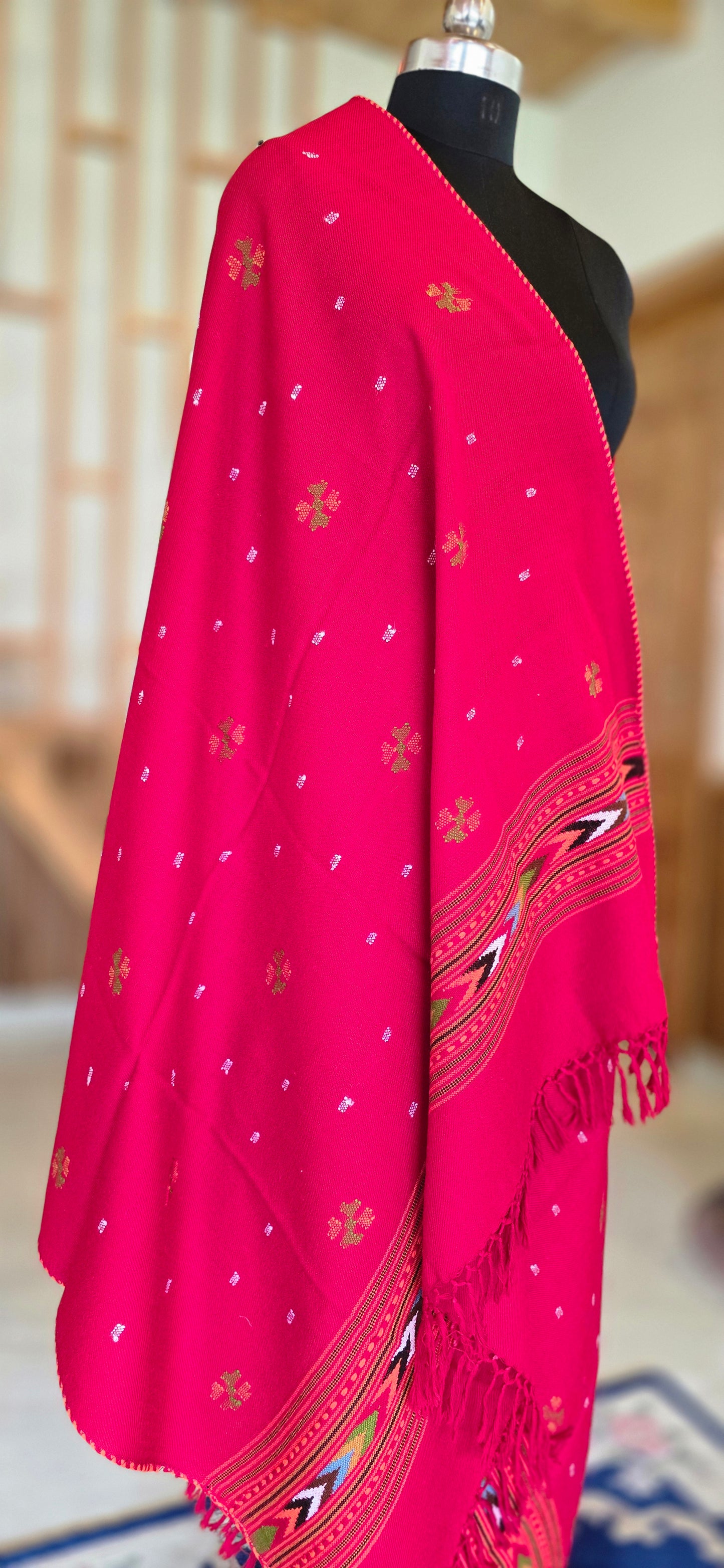 Shawl – Kullu Single Patti Floral – Rani – Wool