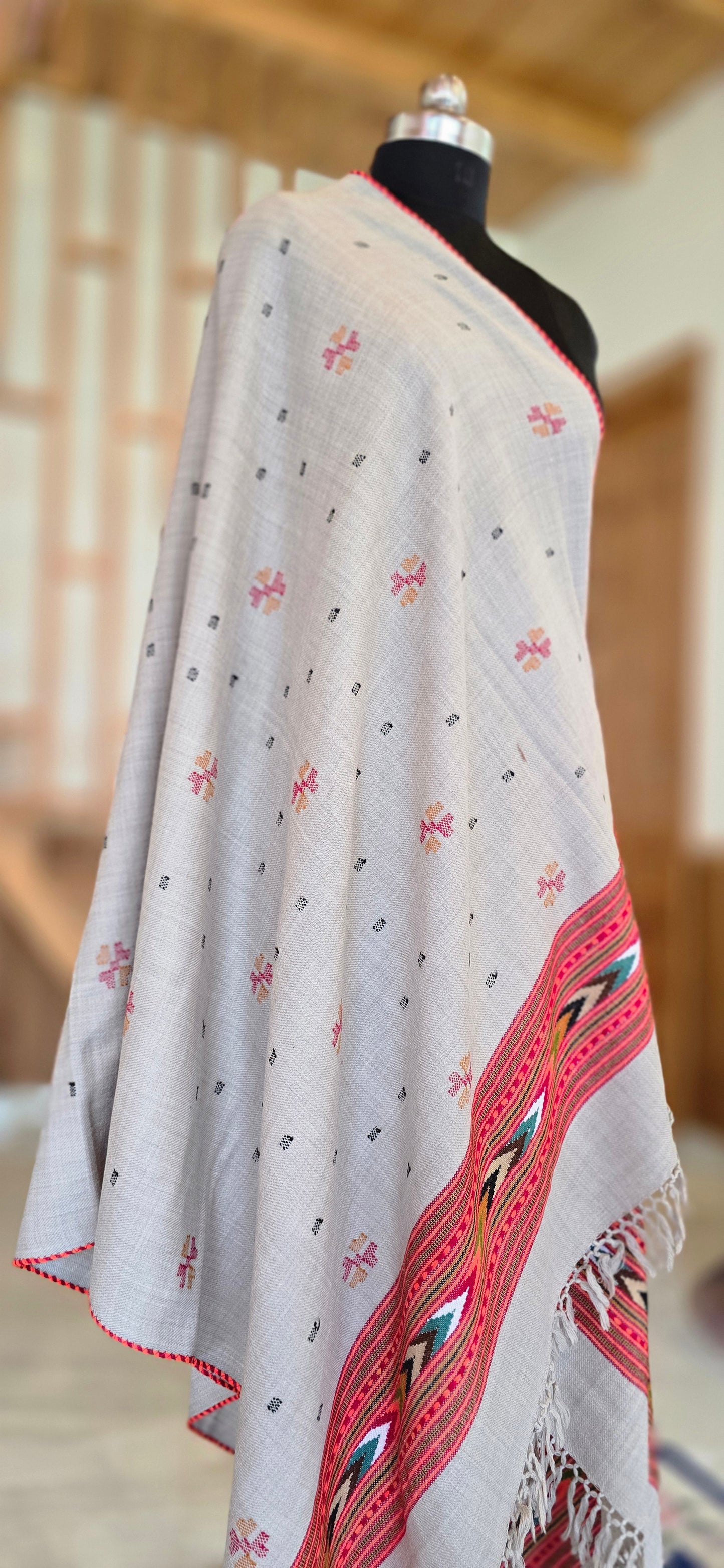 Shawl – Kullu Single Patti Floral – Gray – Wool