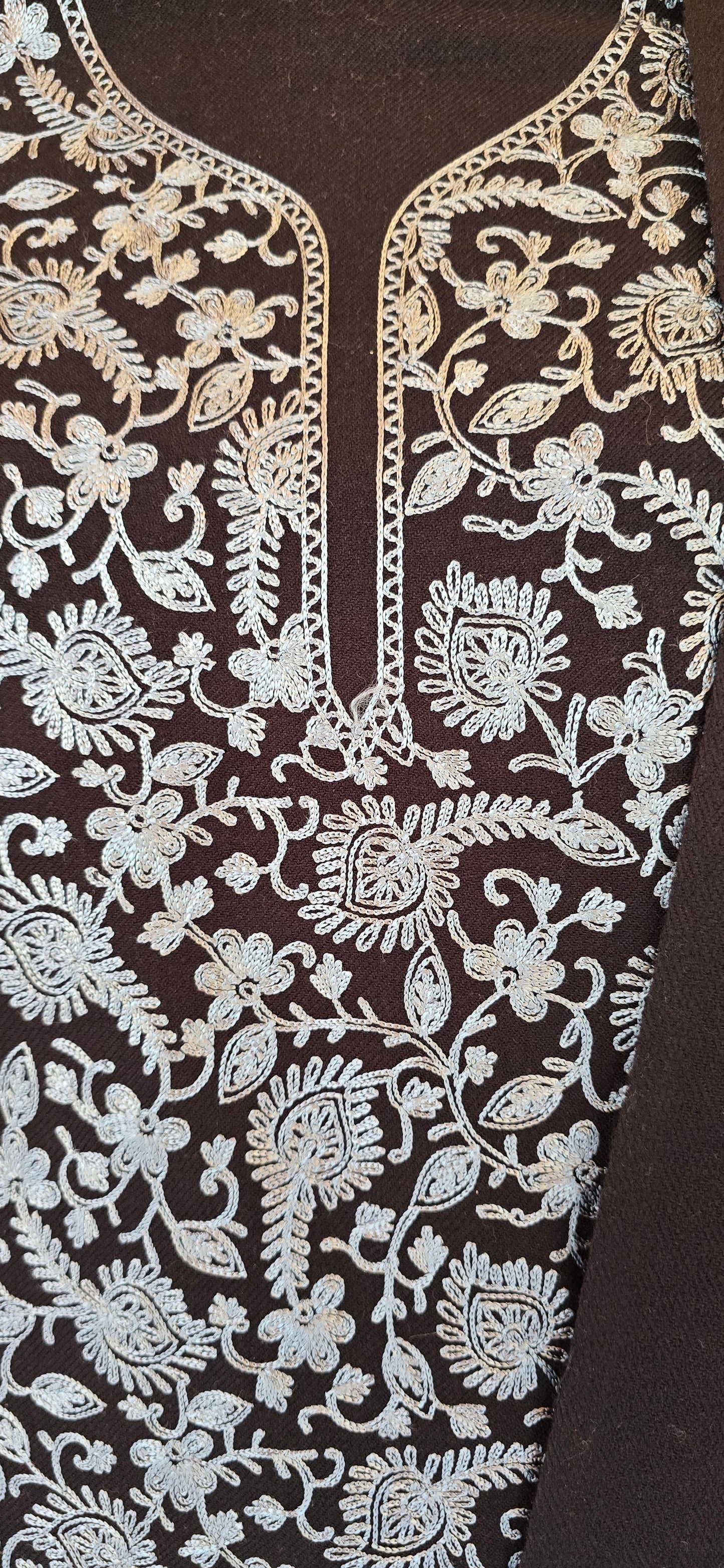 Unstitched - Woollen Suit with Stole