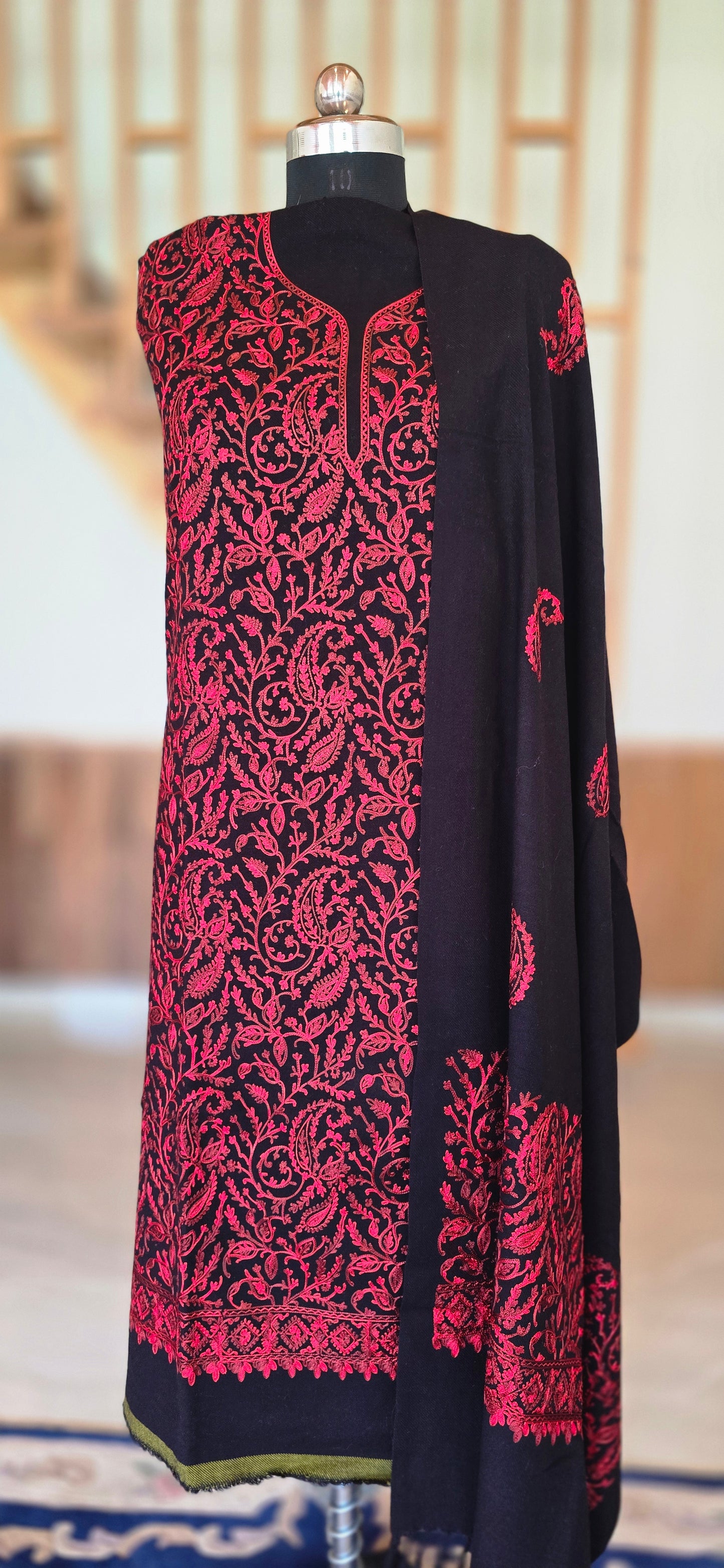 Unstitched - Woollen Suit with Stole