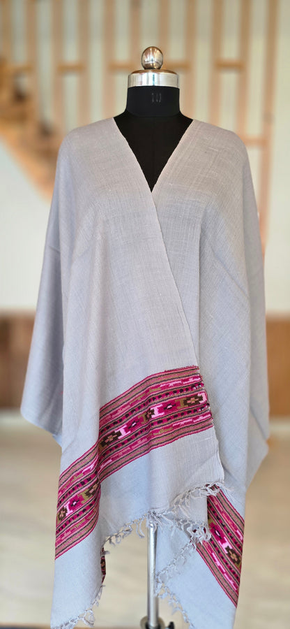 Wool Stole – Timeless Comfort - Gray