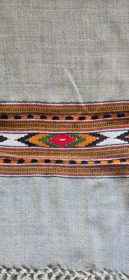 Muffler – Handwoven – Traditional – Gray