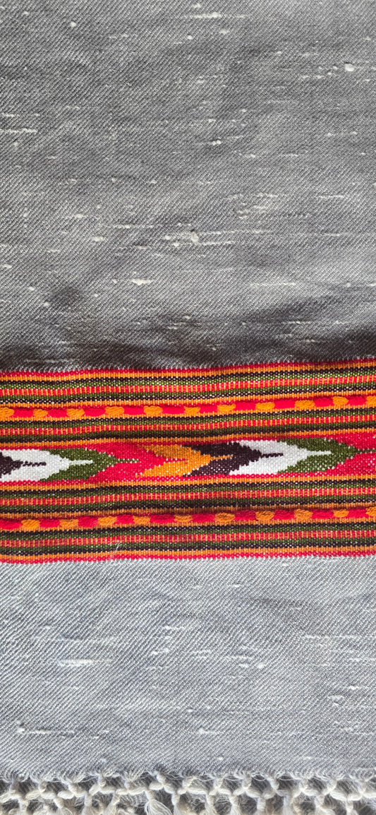 Muffler – Handwoven – Traditional – Gray